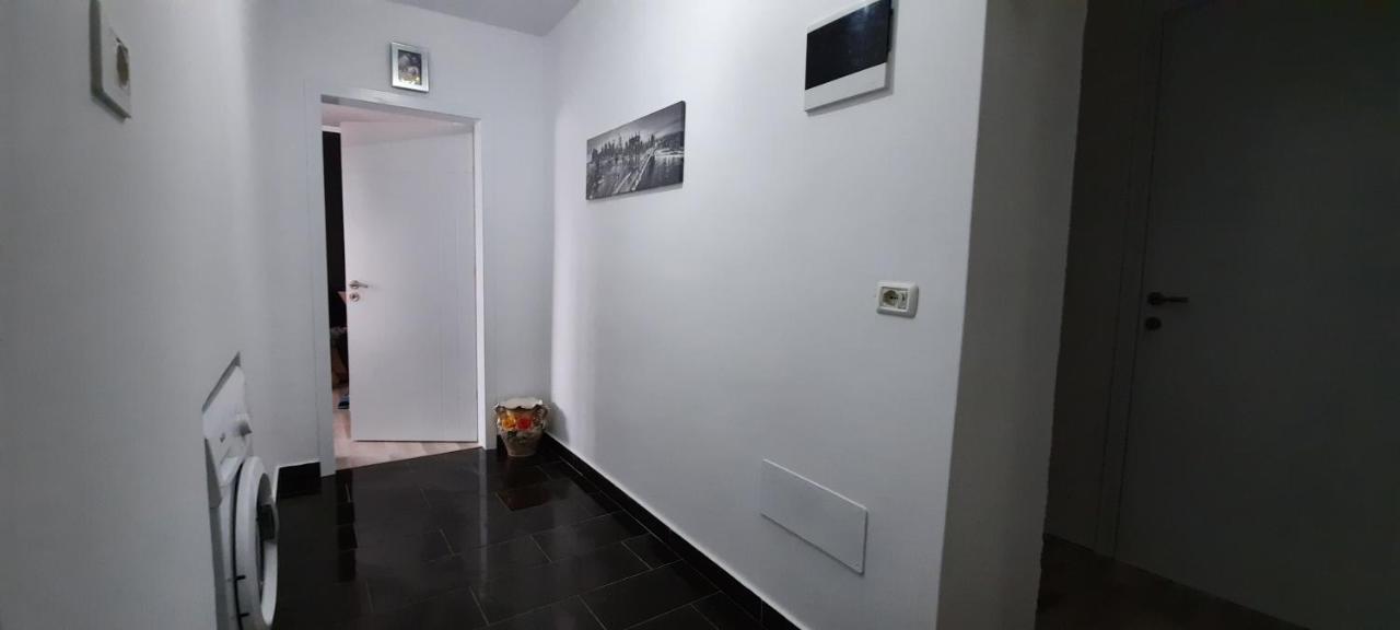Apartament Clara Permet Apartamento Exterior foto